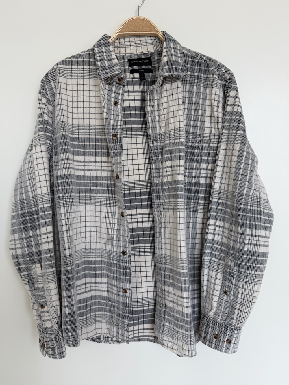 Banana Republic Gray and White Plaid Long Sleeve Button-up Shirt